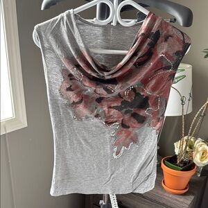 Cleo Gray Top with Red Floral Design